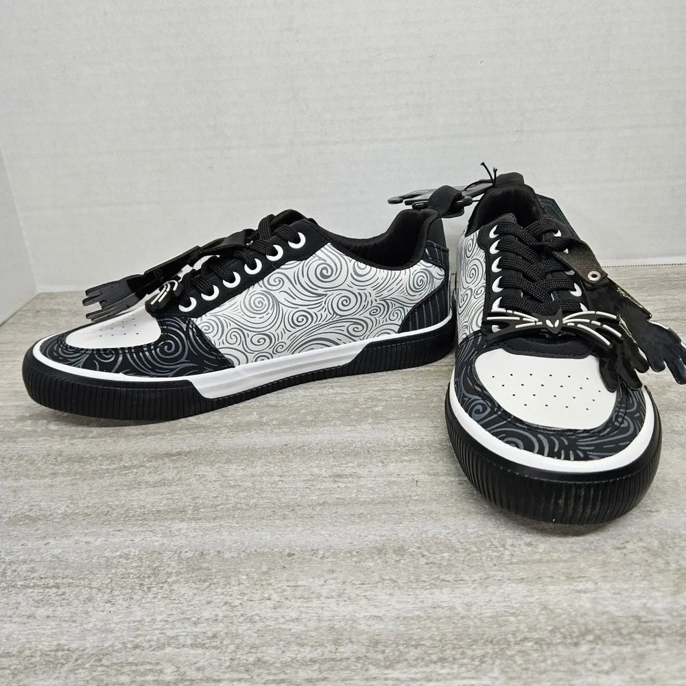The Nightmare Before Christmas Jack Skellington Sneakers Mens Size 7 Black White